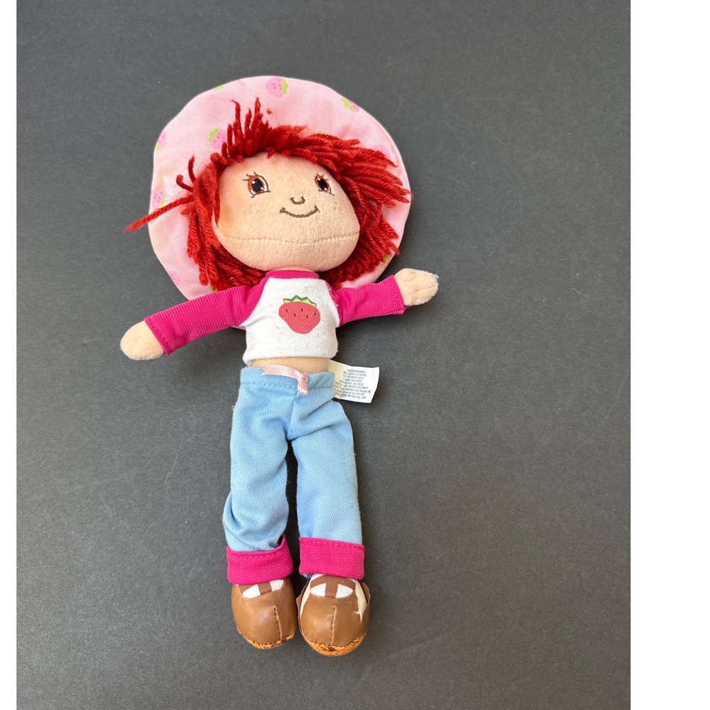 Vintage Strawberry Shortcake Plush Doll Red Yarn Hair Pink Hat Fun-4-All 2000s